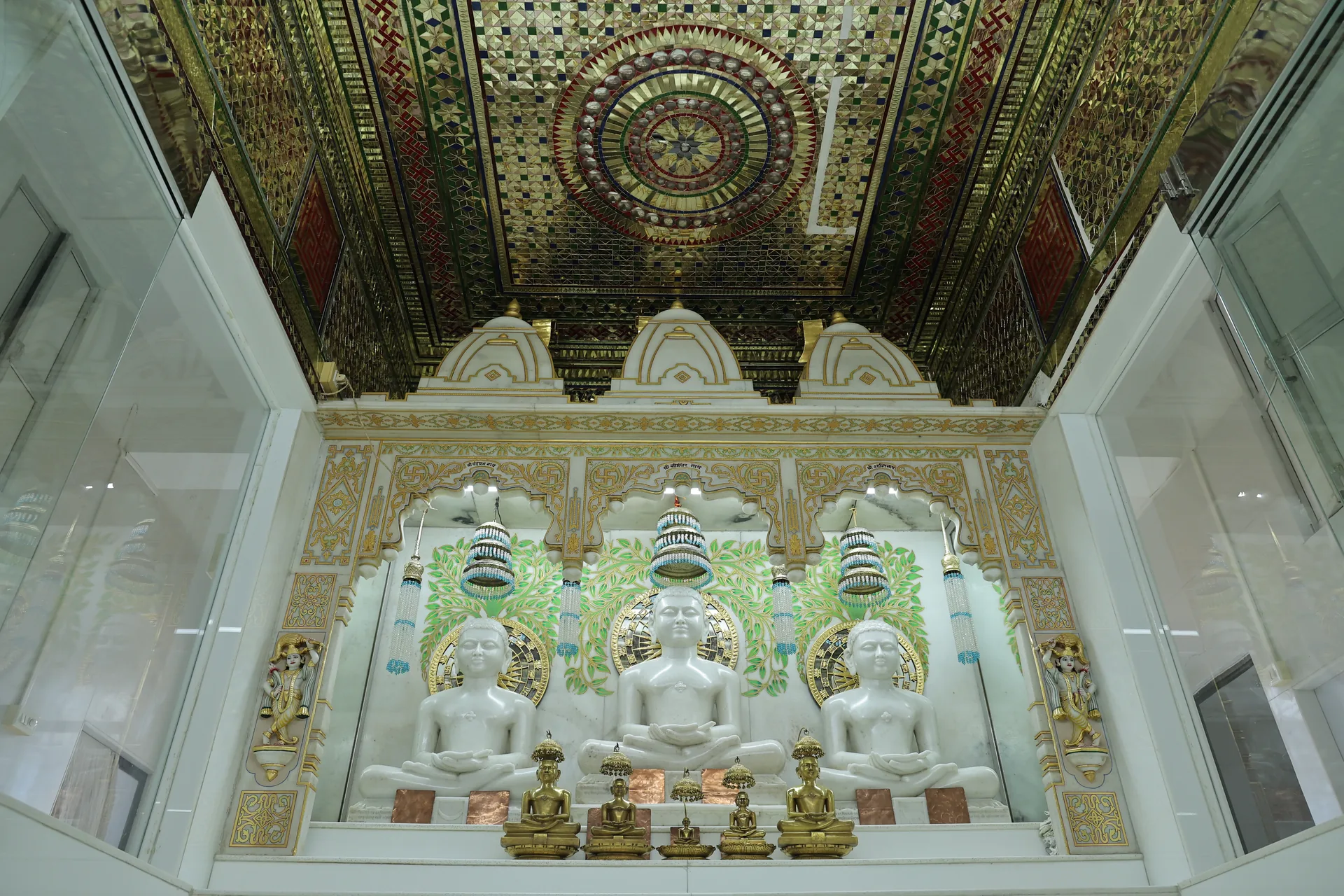 Shri Kund Kund Digambar Jain Mandir Swami photo 6