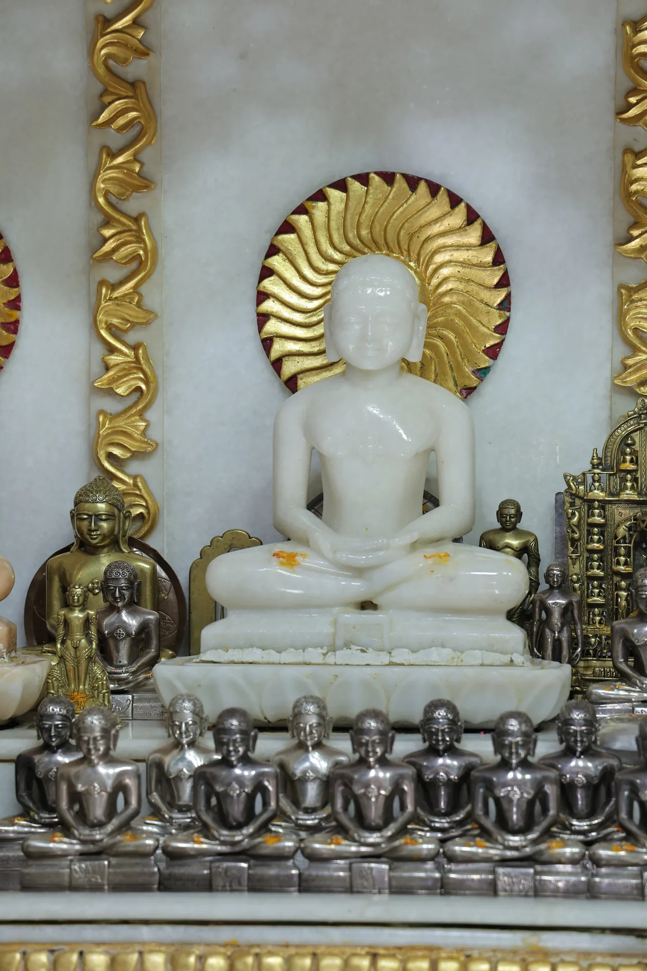 Parshwanath Digambar Jain Mandir photo 4