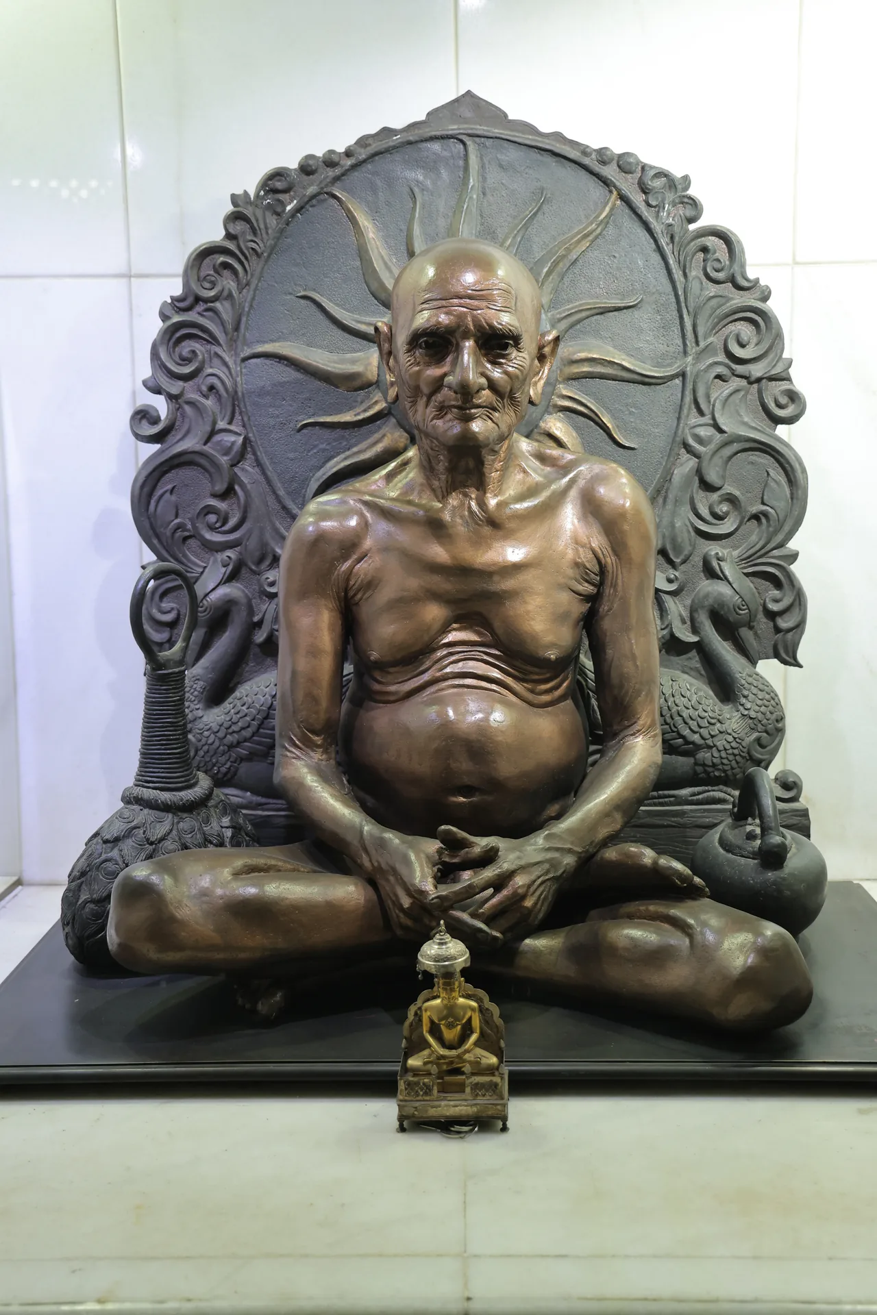 Parshwanath Digambar Jain Mandir photo 11