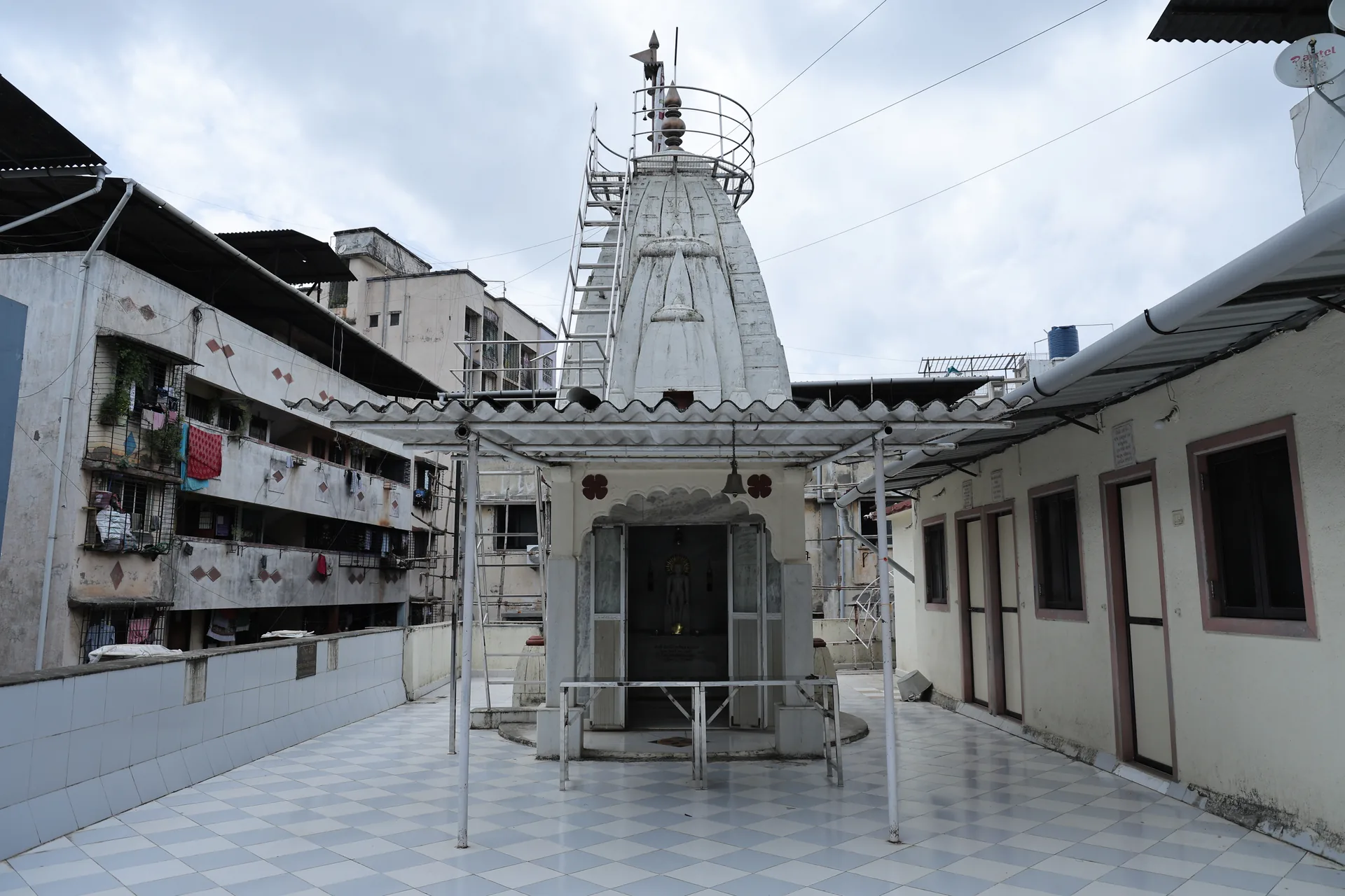 Parshwanath Digambar Jain Mandir photo 11