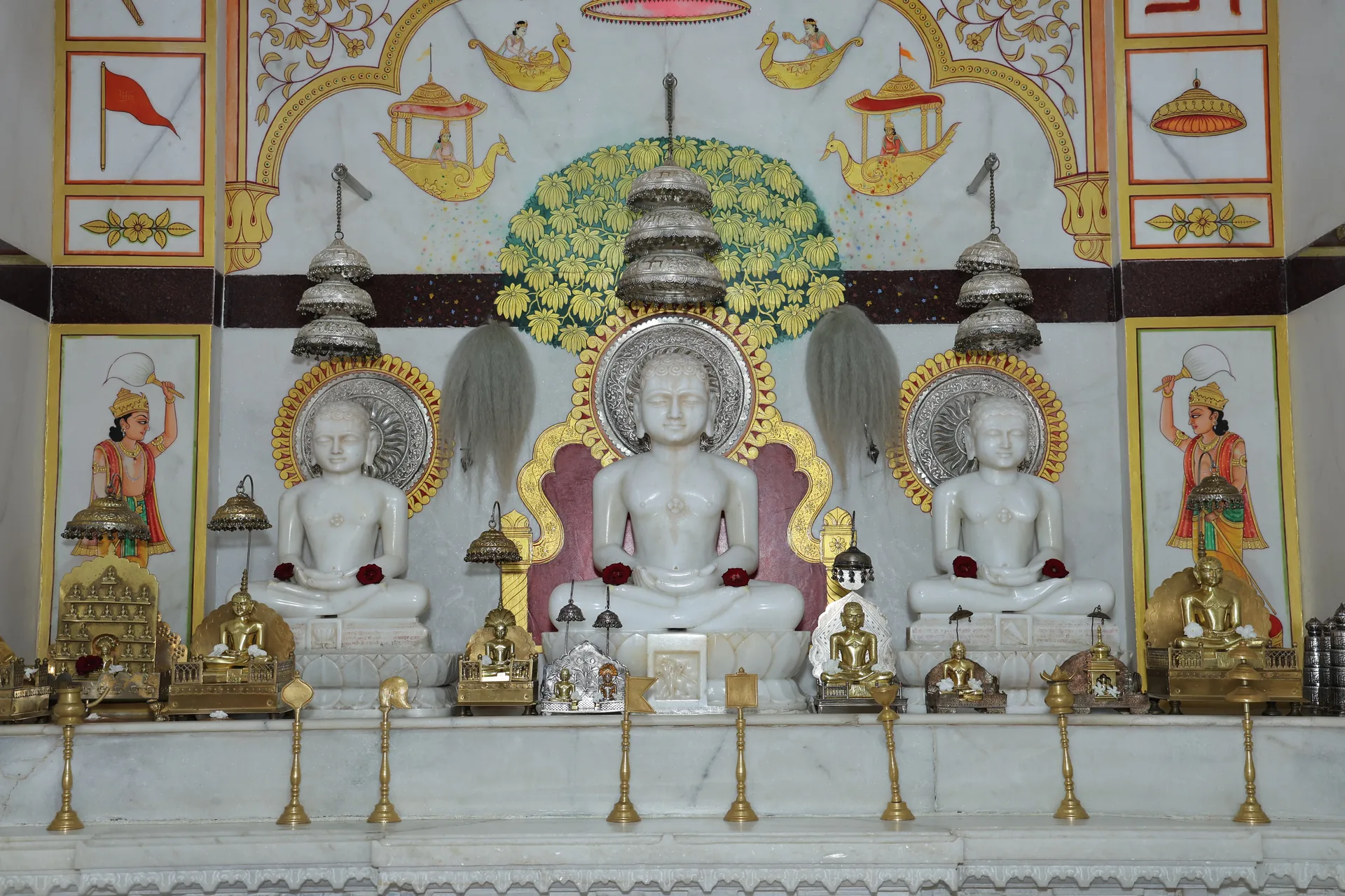 Vardhaman Digambar Jain Mandir photo 5