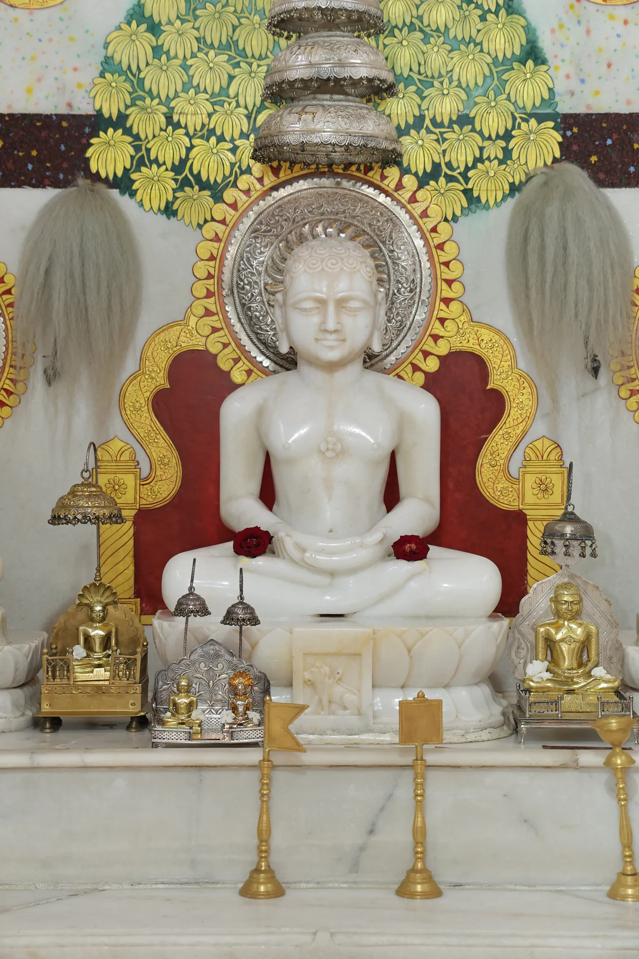 Vardhaman Digambar Jain Mandir photo 10